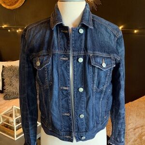 American Eagle Outfitters Dark Blue Distressed Denim Trucker Jacket size Small